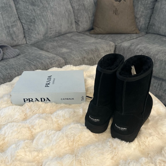 Black ugg boots - Picture 3 of 6